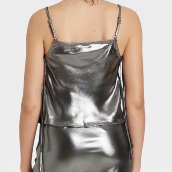 New Wild Fable metallic silver satin tank - Picture 7 of 8